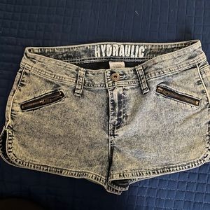 Hydraulic Stretch Denim Shorts